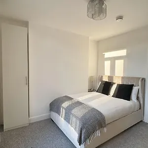  Apartment Cardiff/penarth United Kingdom